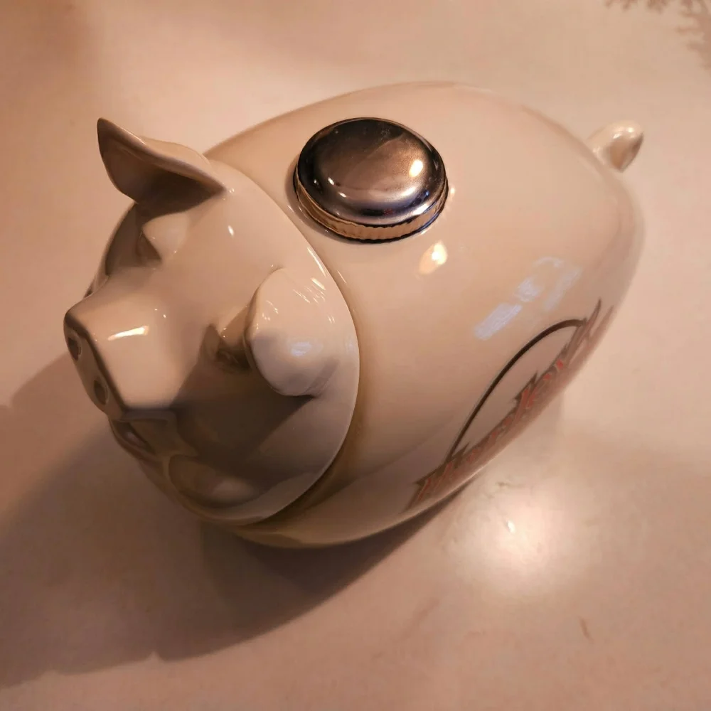 Vintage RARE 1984 Harley Davidson HOG Cookie Jar. In Excellent Like New Conditio - Picture 3 of 6